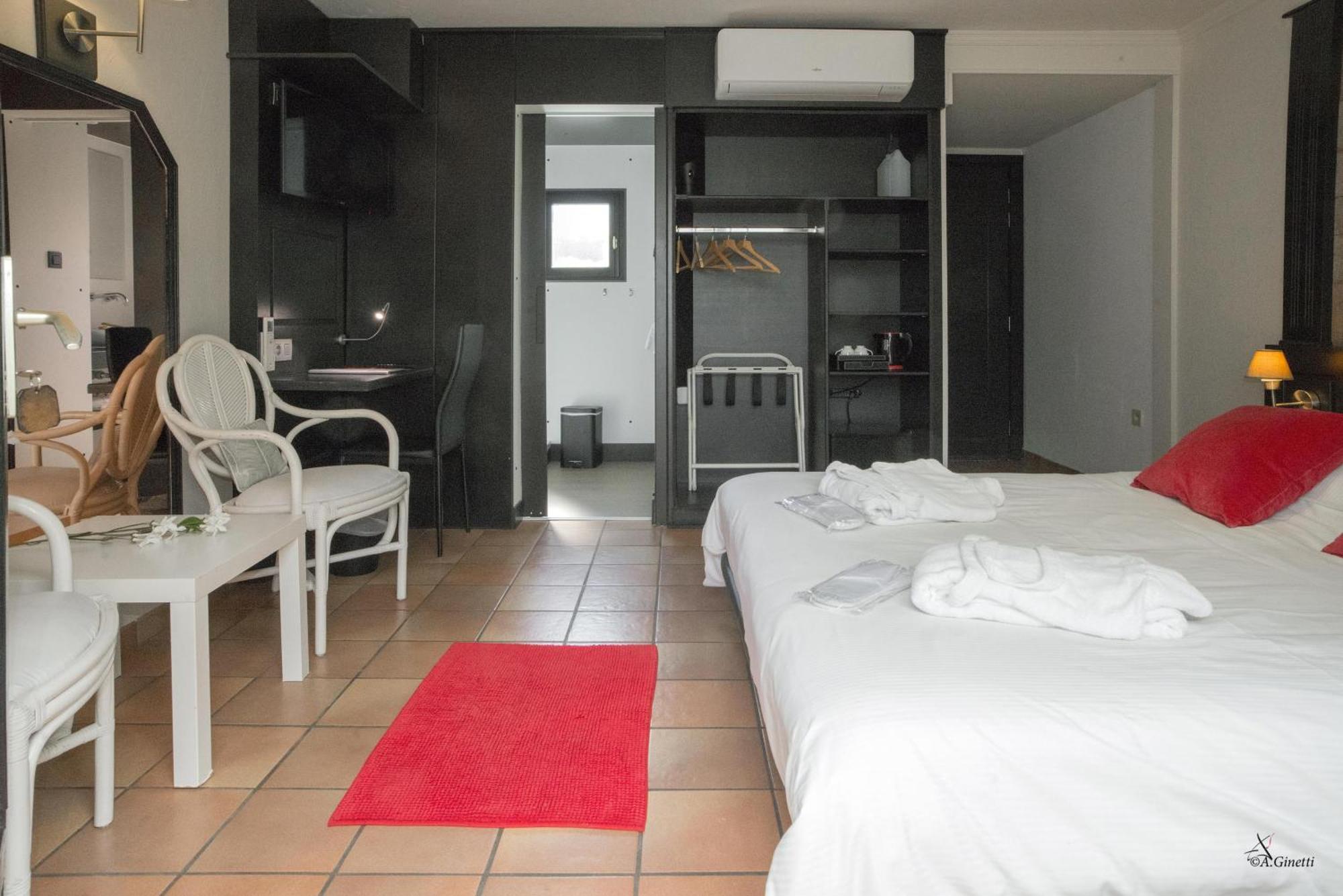 Hotel Tropical Durbuy Esterno foto