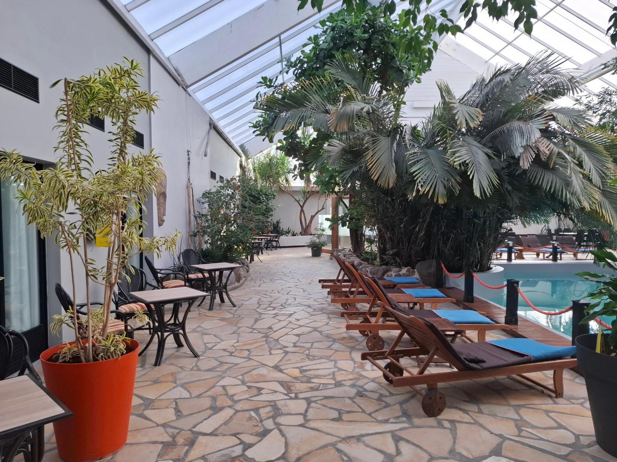 Hotel Tropical Durbuy Esterno foto